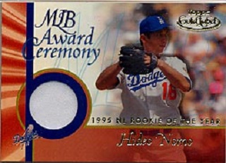 2001_topps_goldlabel_nomo_jersey